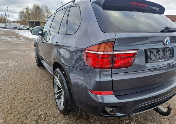 BMW X5 cena 65900 przebieg: 217000, rok produkcji 2012 z Przecław małe 497